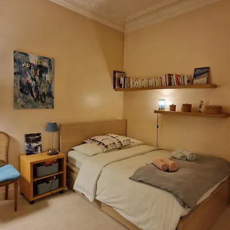 2 Private In An Elegant Haussmannian Homestay