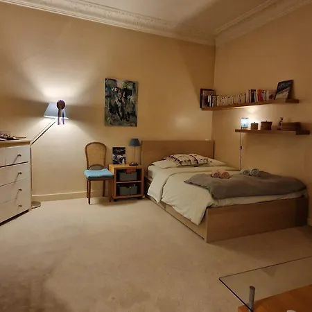 Homestay 2 Private In An Elegant Haussmannian
